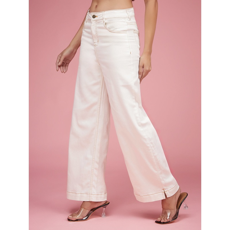 24/7 Comfort White Flared Mid-Rise Stretchable Denim Jeans 26 White