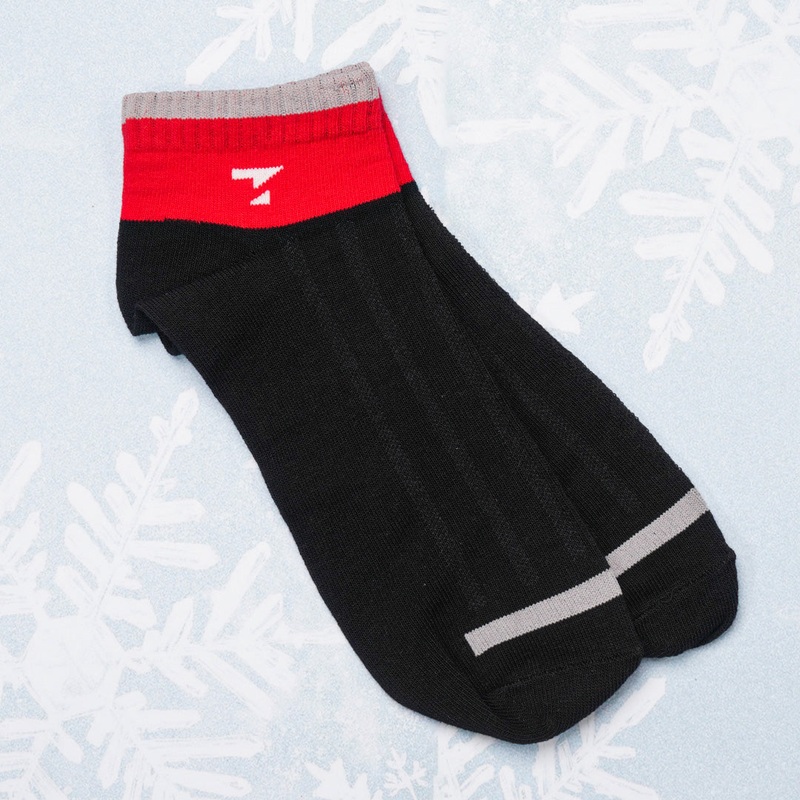 Black & Red Cotton Socks N/A BLACK & RED