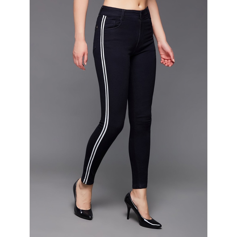 Women’s Black Slim-Fit Mid-Rise Stretchable Denim Jeans 26 Black