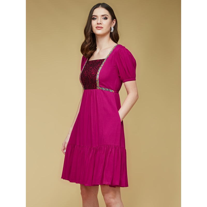 Women’s Dark Pink Embroidered Lace Overlaid Square Puff Sleeve Viscose Rayon Knee-Length Dress XS Pink
